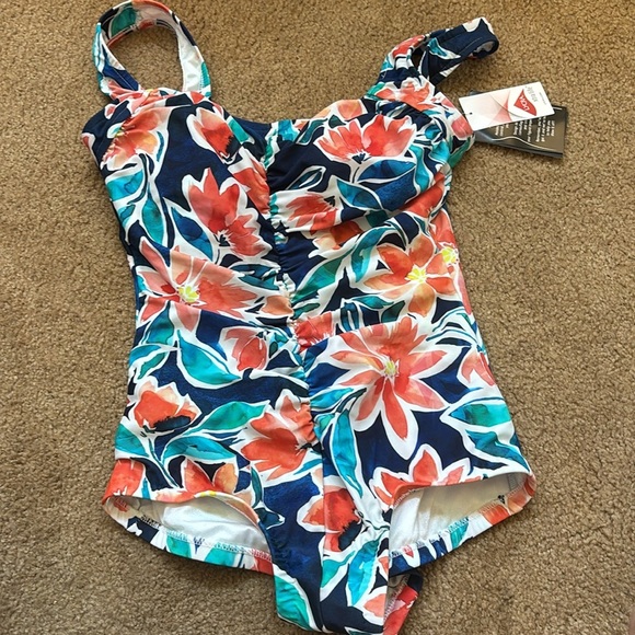 Maxine Of Hollywood Women Shirred Front Girl Leg One Piece Swimsuit,Joyful Bloom - Picture 6 of 7